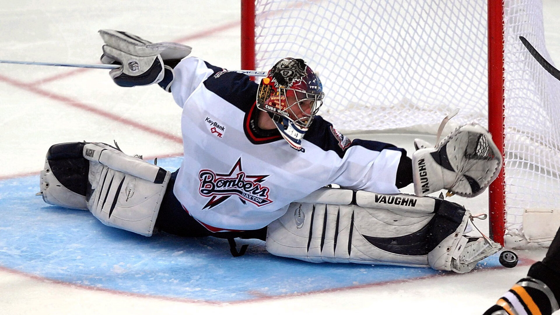 中国冰雪运动蓬勃发展,年轻选手国际赛场崭露头角